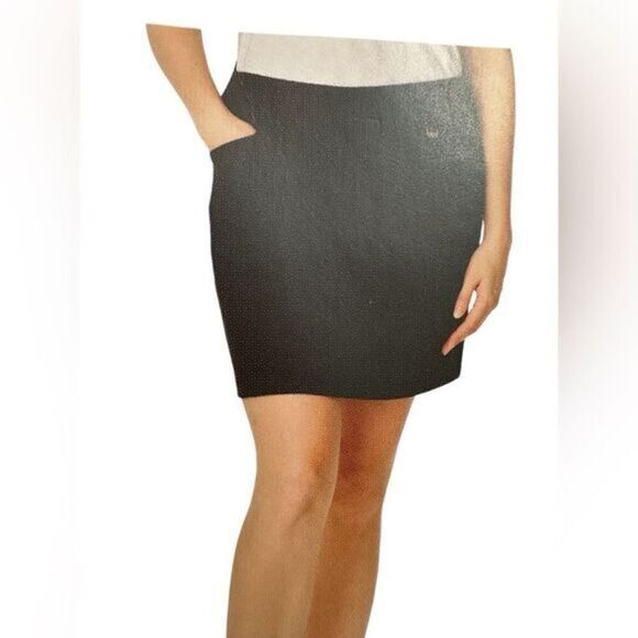 NWT Greg Norman Women’s Black Athletic Golf Tennis Skort - Size M - Picture 1 of 8